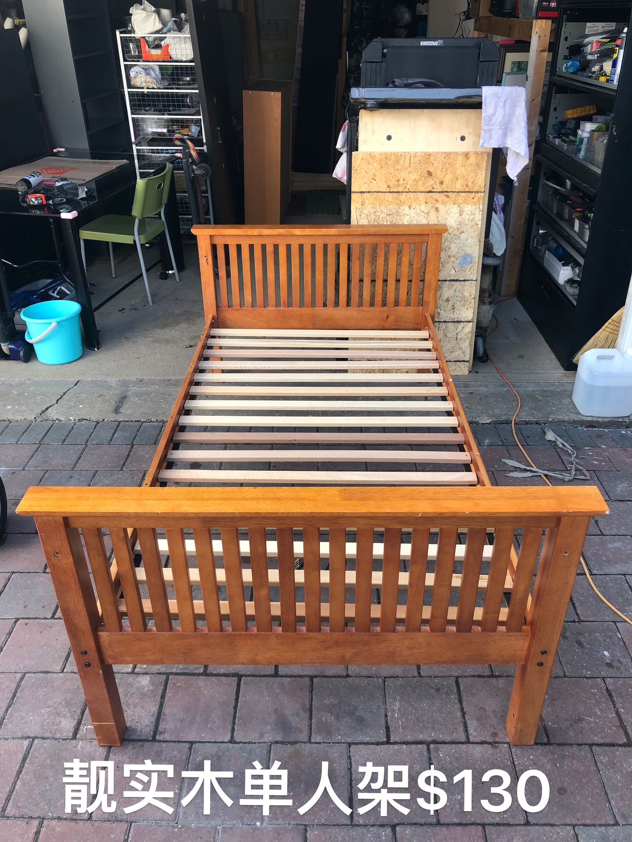 B06A0A55-6957-4FA3-A64B-E2B38747279F